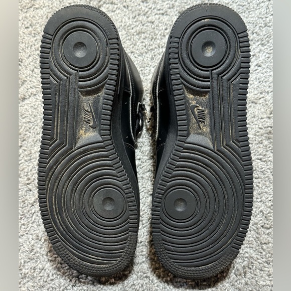 Men’s Triple Black Air Force 1 High Tops Size Size 8 - Picture 6 of 13